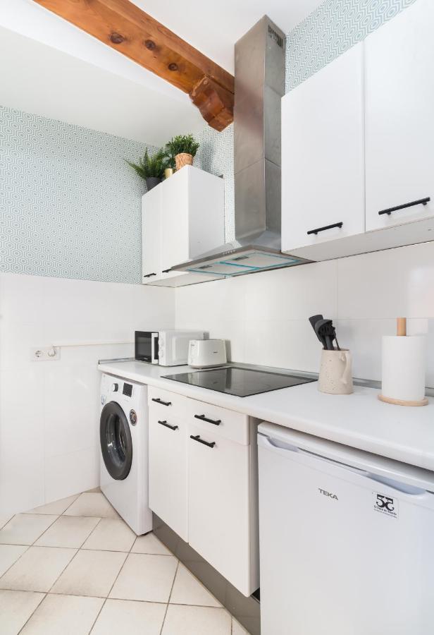 Historic Penthouse Plaza Mayor In Appartamento *